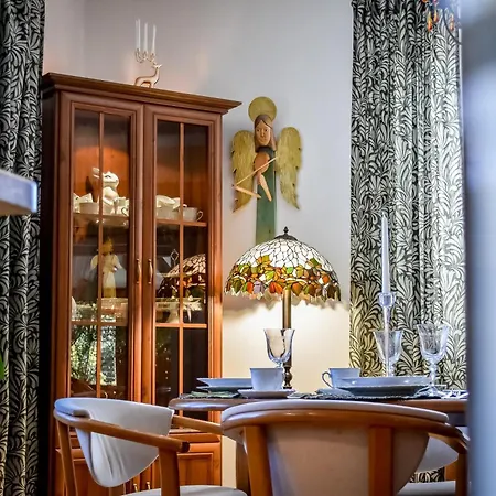 W Alejce アパート