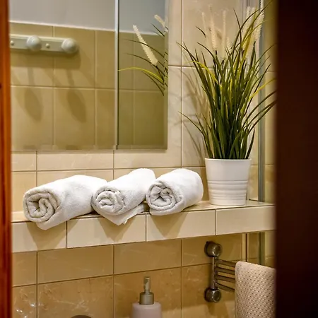 アパート W Alejce