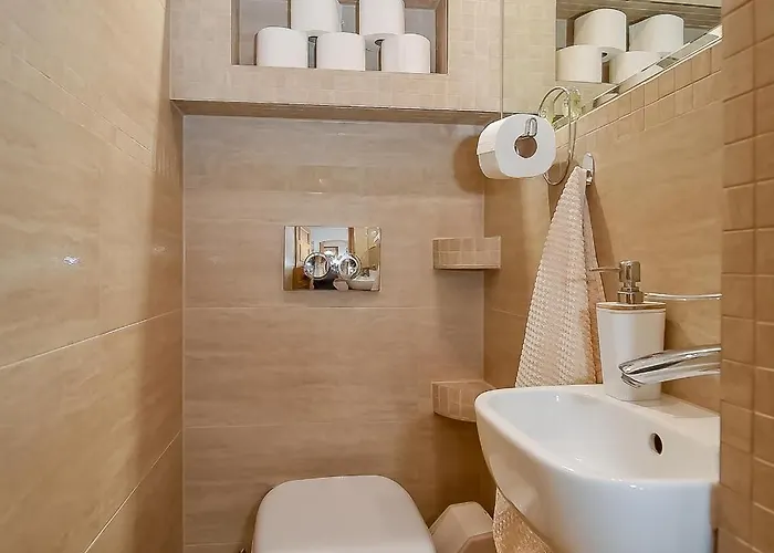 W Alejce 아파트 라프카