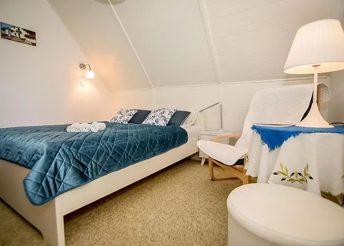 W Alejce 아파트 *